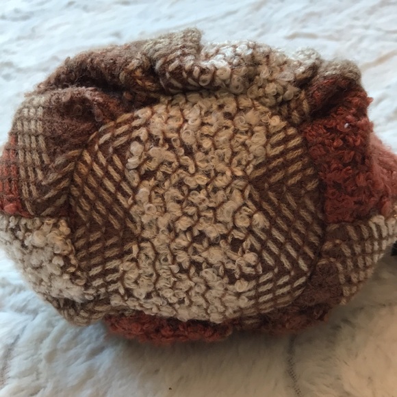 Anthropologie Miss Albright Boucle knit purse - Picture 11 of 14